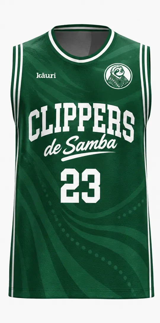 Primera equipación: camiseta verde con ondas, rótulo Clippers de Samba en blanco y dorsal 23